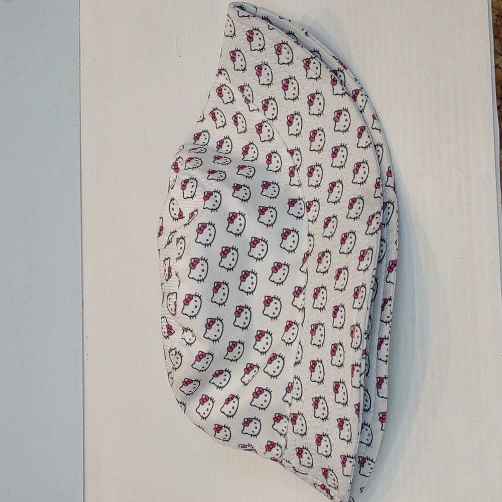 Sanrio Hello Kitty Bucket Hat White With All Over Print - Picture 3 of 7